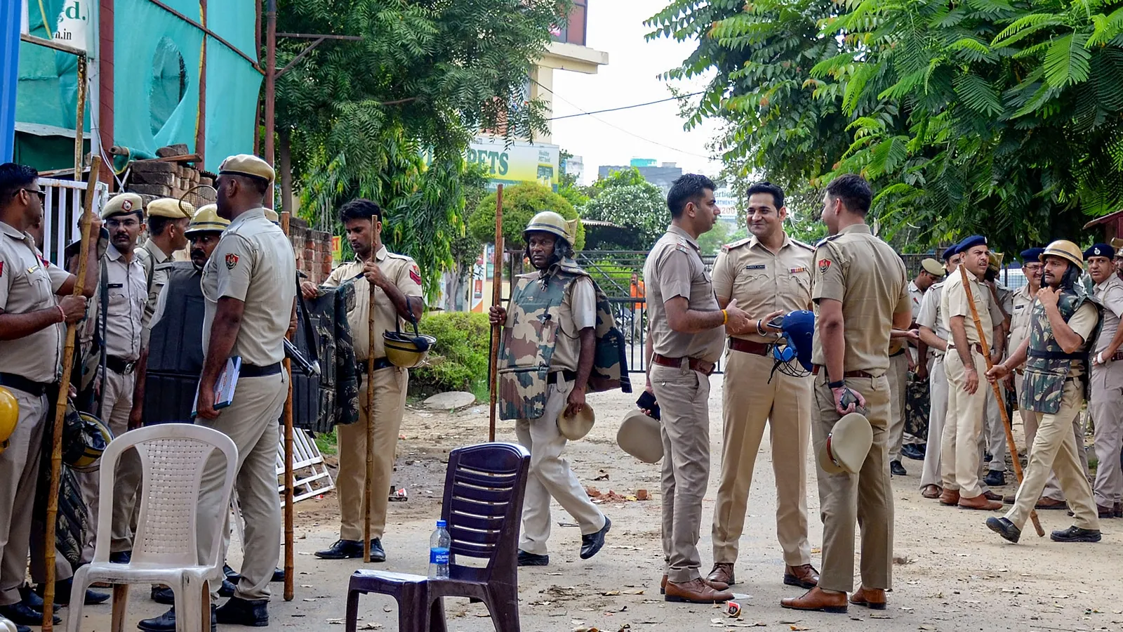 illegal Bangladeshi immigrants, Gurugram Police, AIMIM chief