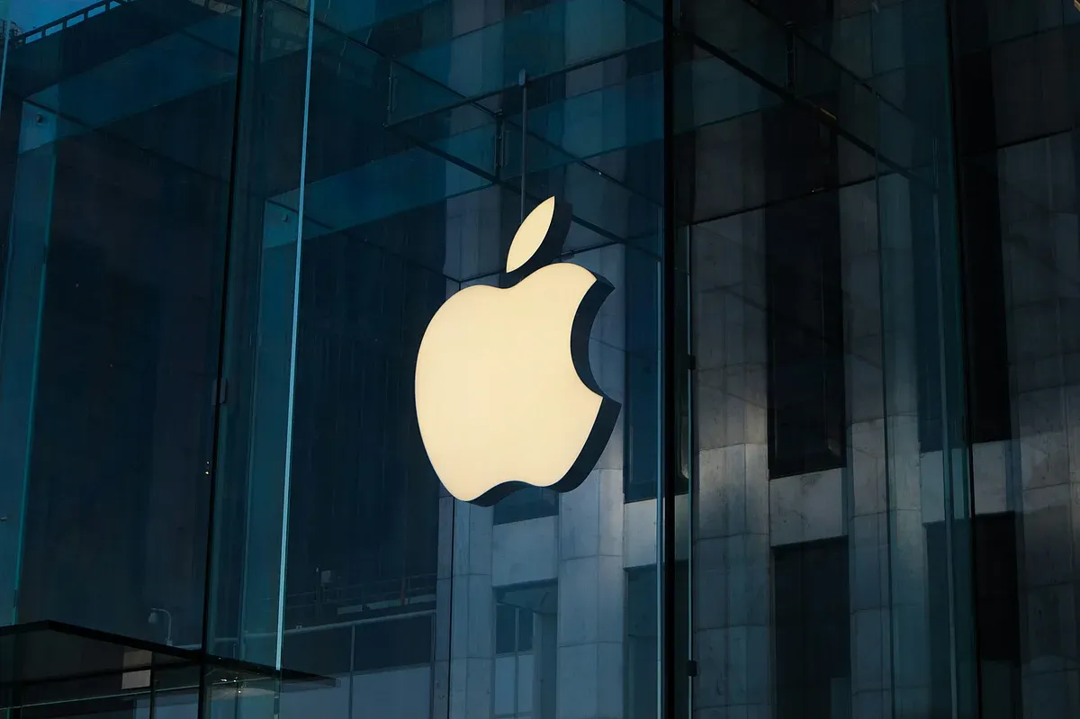 iOS 18.6 update, iPhone security, bug patches