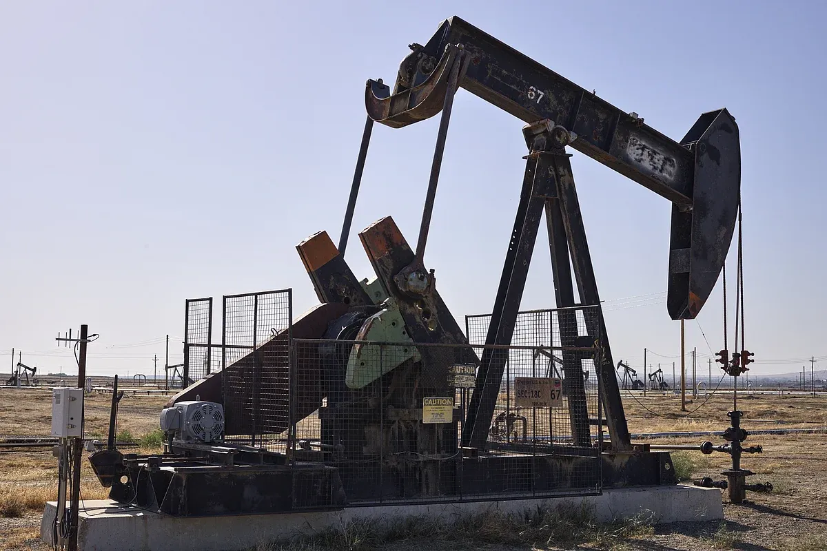 Oil prices, dollar strength, Trump trade deal